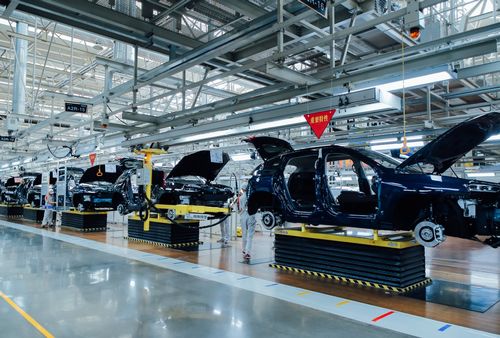 2021車圈熱詞盤點 華為、混動、OTA，個個火遍汽車圈